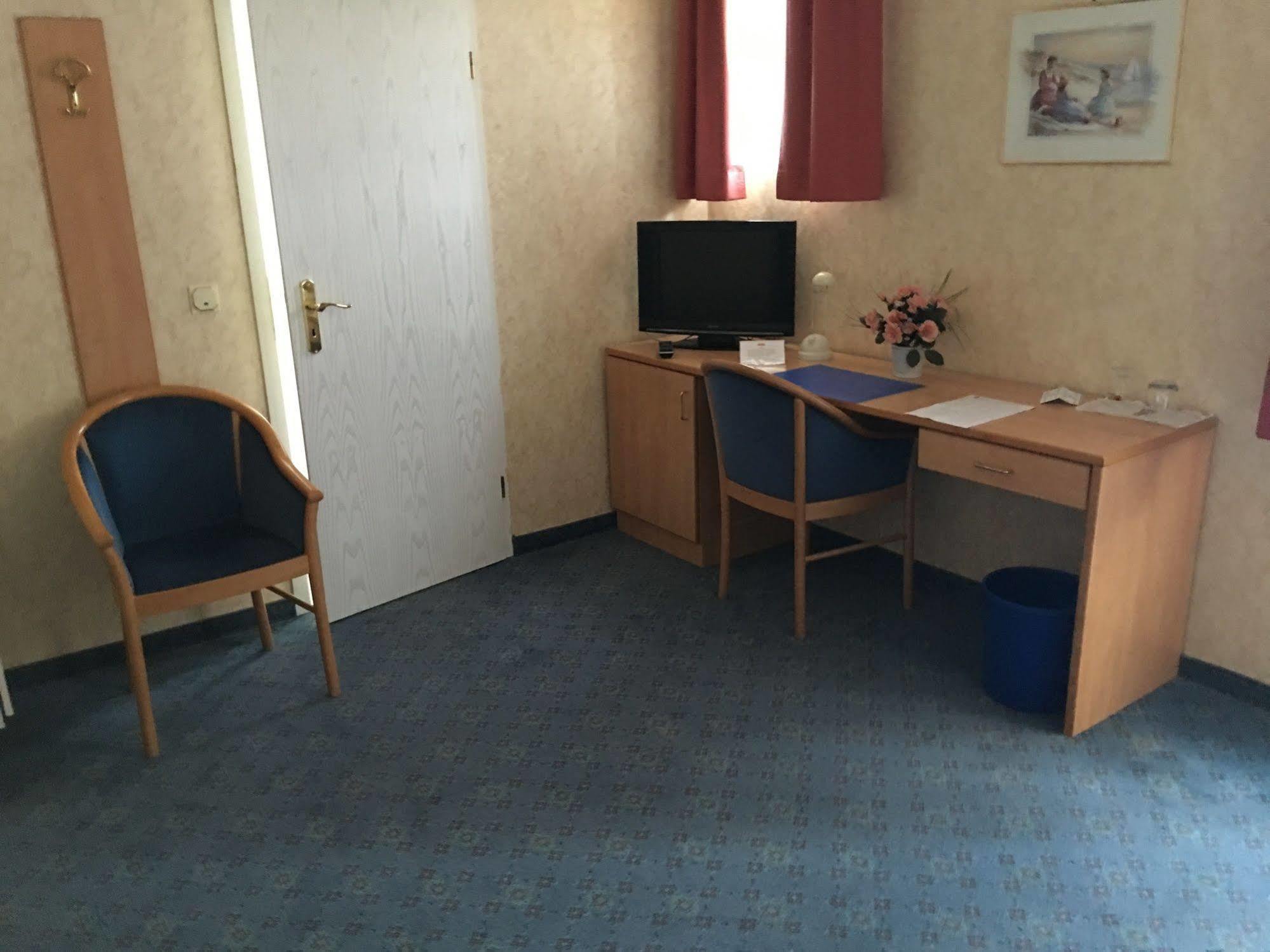 Smarthotel Flamingo Self Check-In Giessen Bagian luar foto